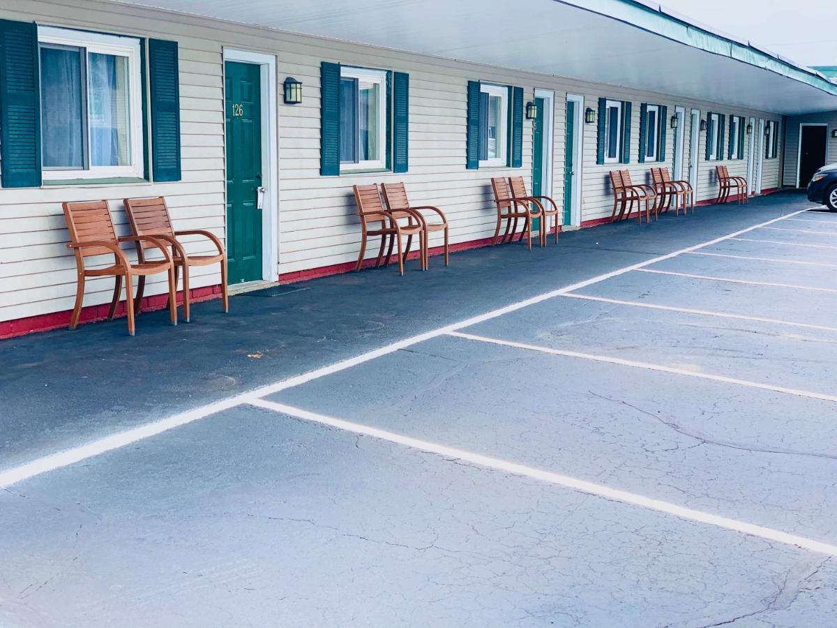 Lancaster Motor Inn Extérieur photo