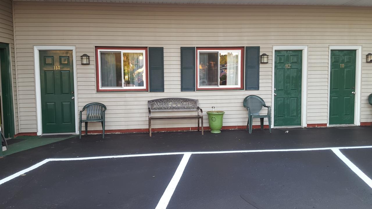 Lancaster Motor Inn Extérieur photo