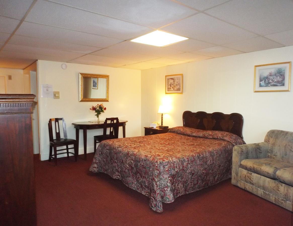 Lancaster Motor Inn Extérieur photo