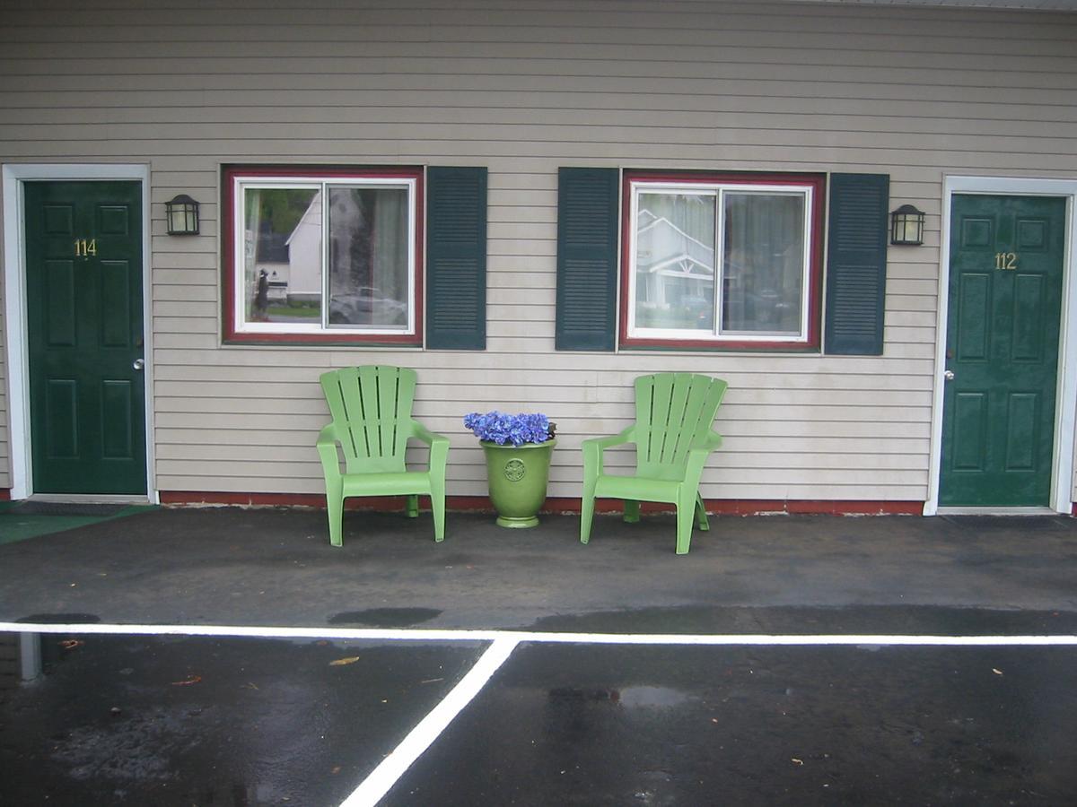 Lancaster Motor Inn Extérieur photo